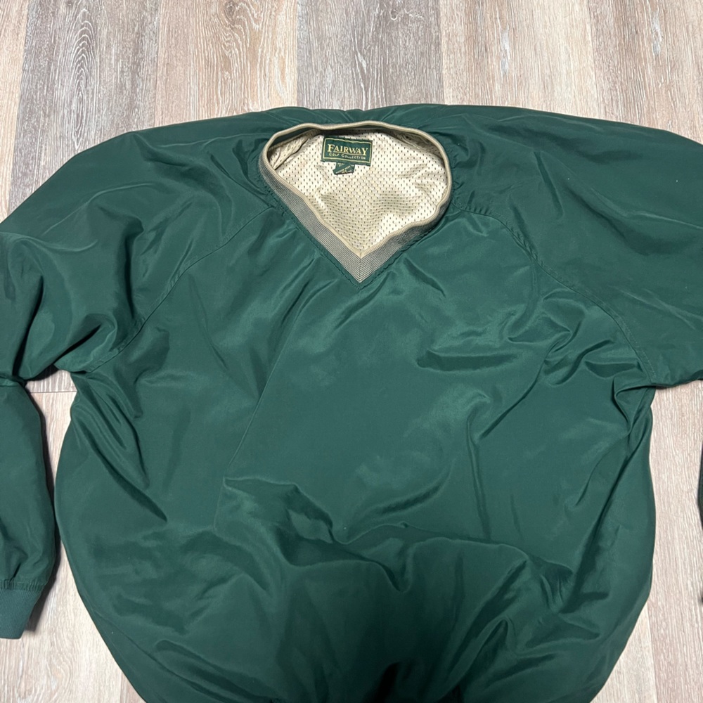 Green golf v neck